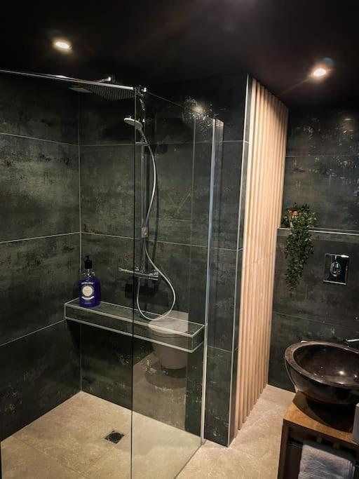 Suite Luxueuse Jacuzzi Suite Amantis By Noma سانت شاموند المظهر الخارجي الصورة