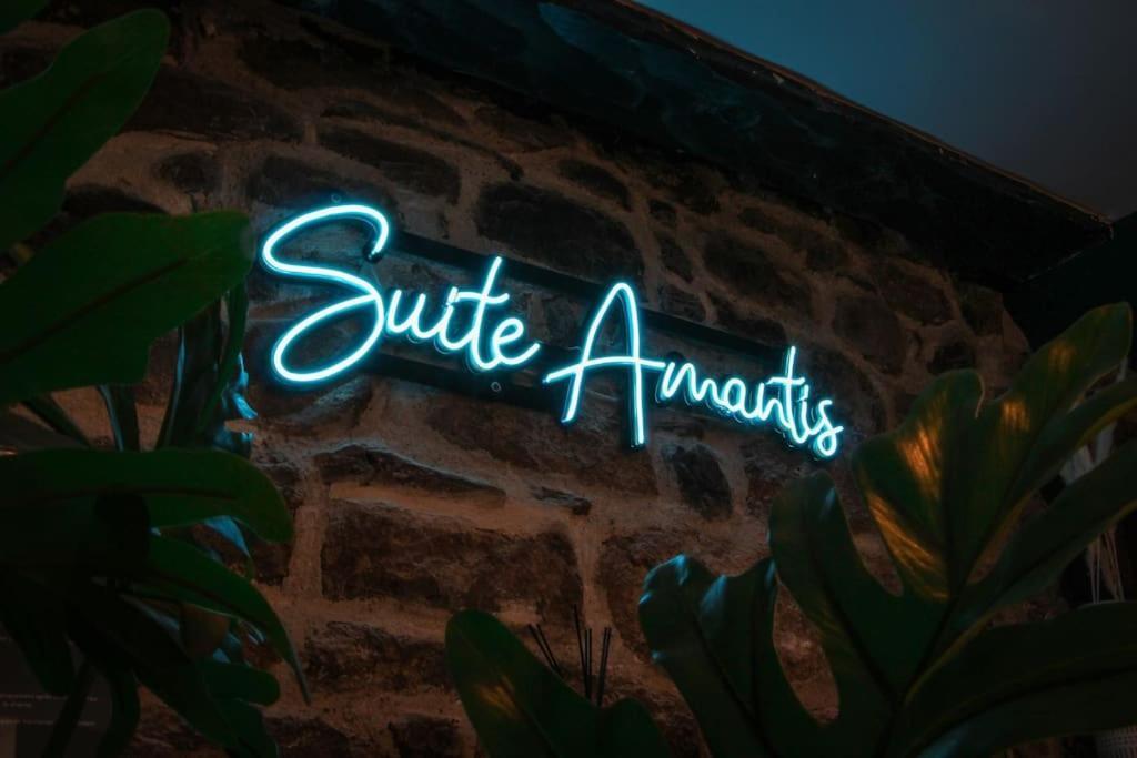Suite Luxueuse Jacuzzi Suite Amantis By Noma سانت شاموند المظهر الخارجي الصورة